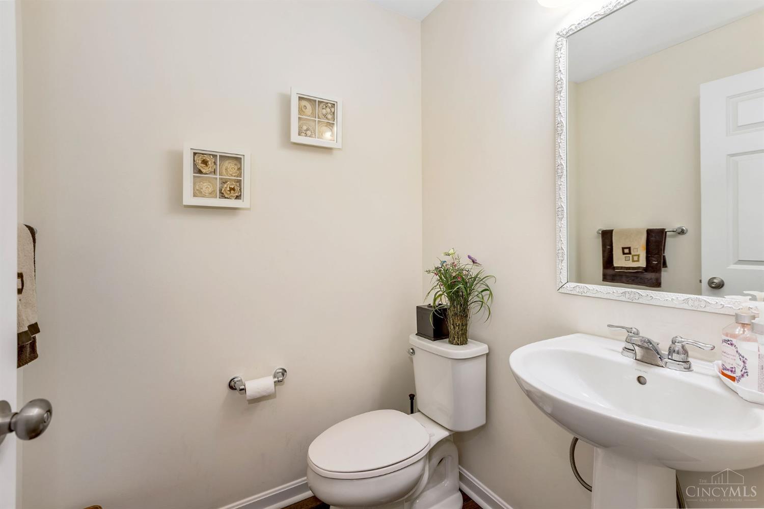 3675 Silver Queen Court