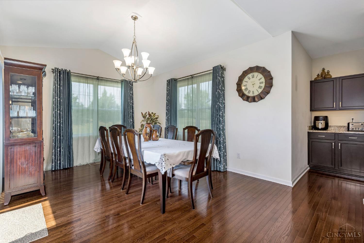 3675 Silver Queen Court