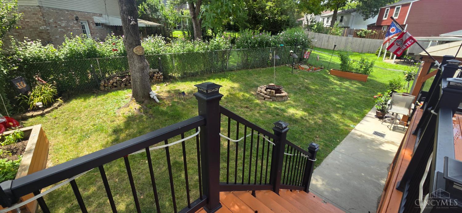 1039 Azure Court