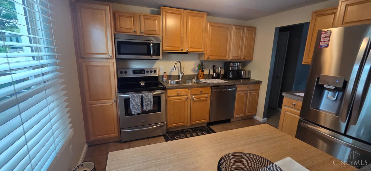 1039 Azure Court