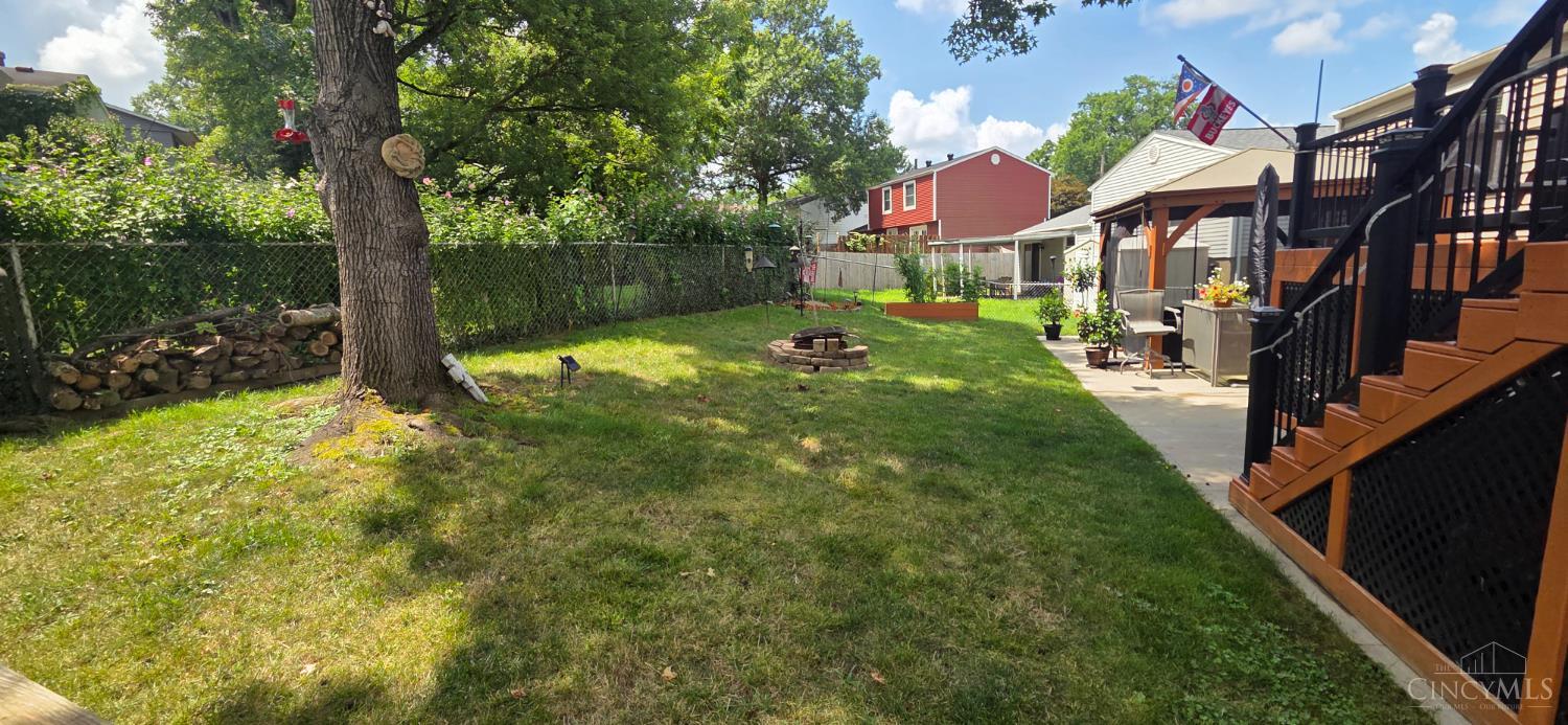1039 Azure Court