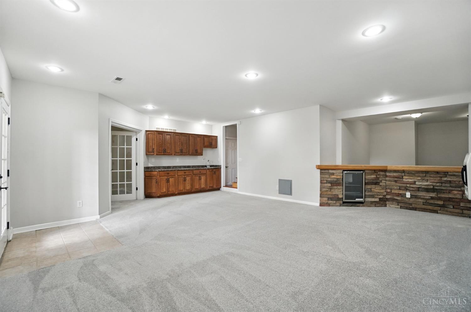 1278 Elizabeth Drive