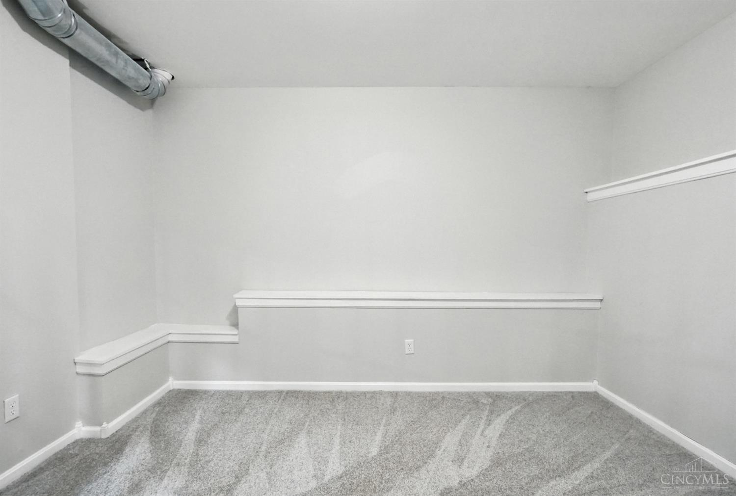1278 Elizabeth Drive