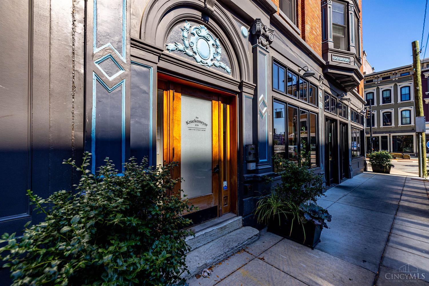 1501 Vine Street