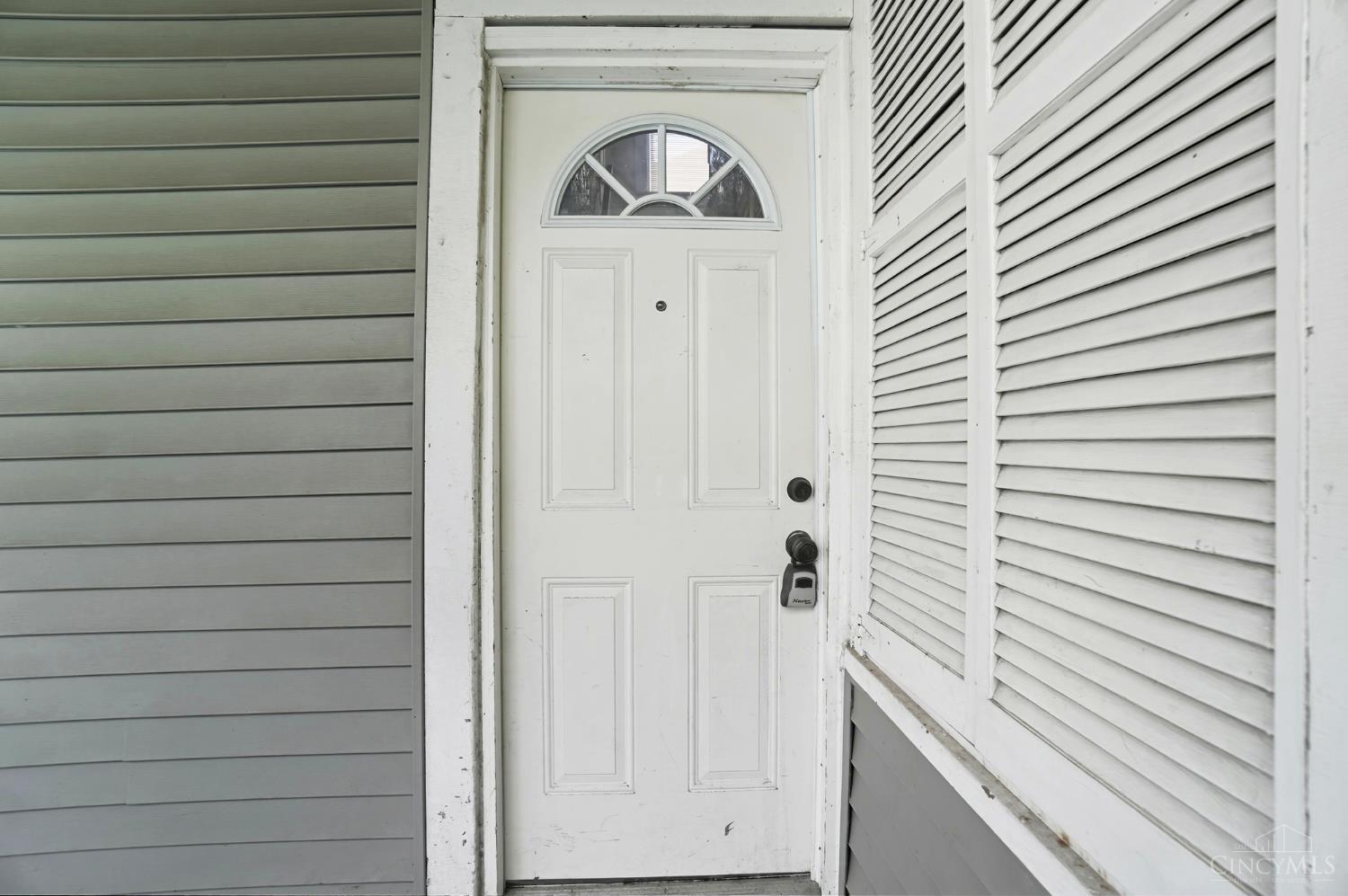 244 Oak Street
