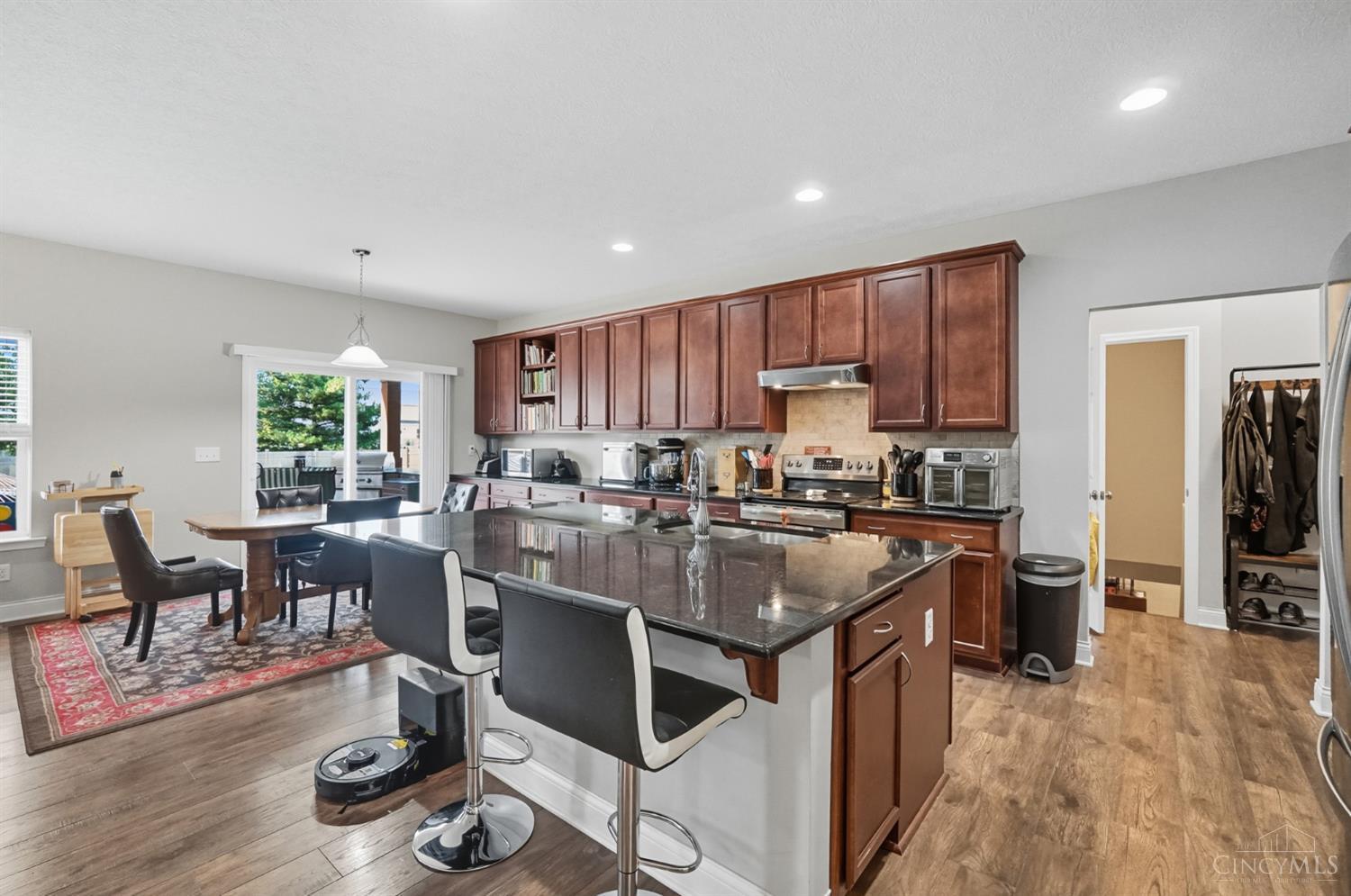 5575 Hoffman Road