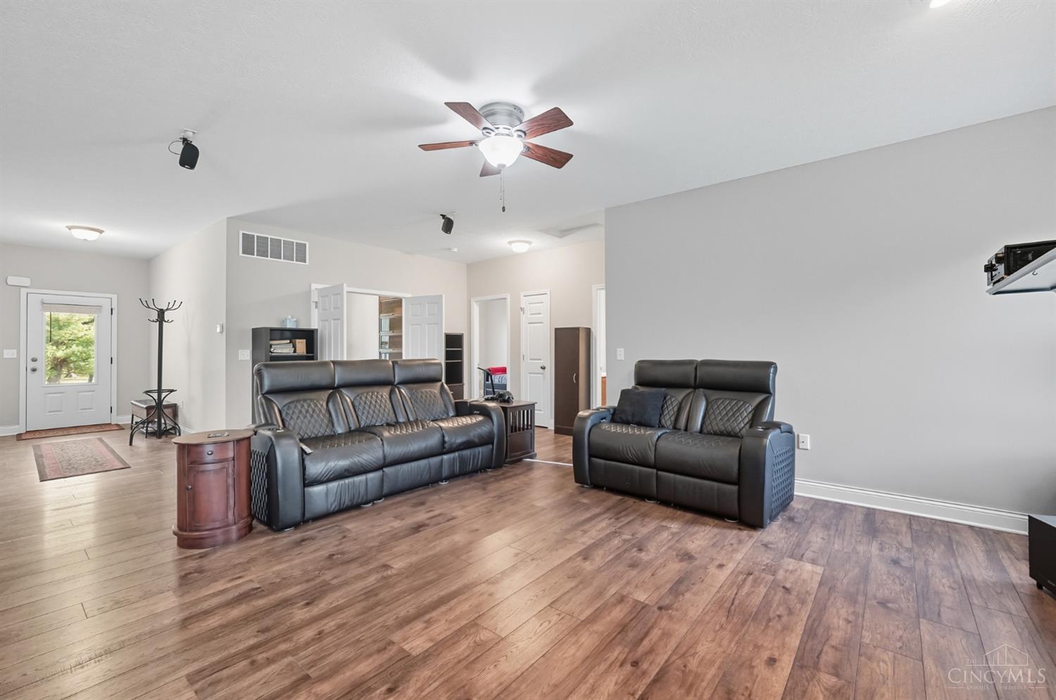5575 Hoffman Road