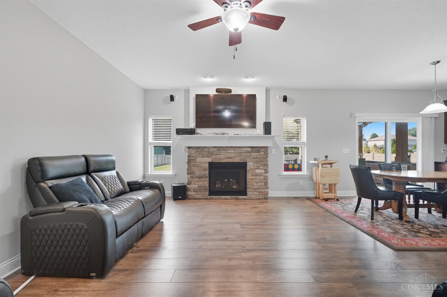 5575 Hoffman Road