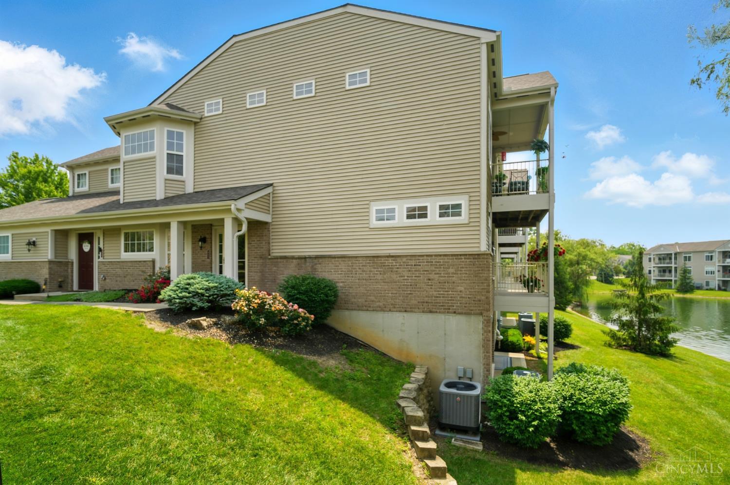 931 Heritage Green Drive