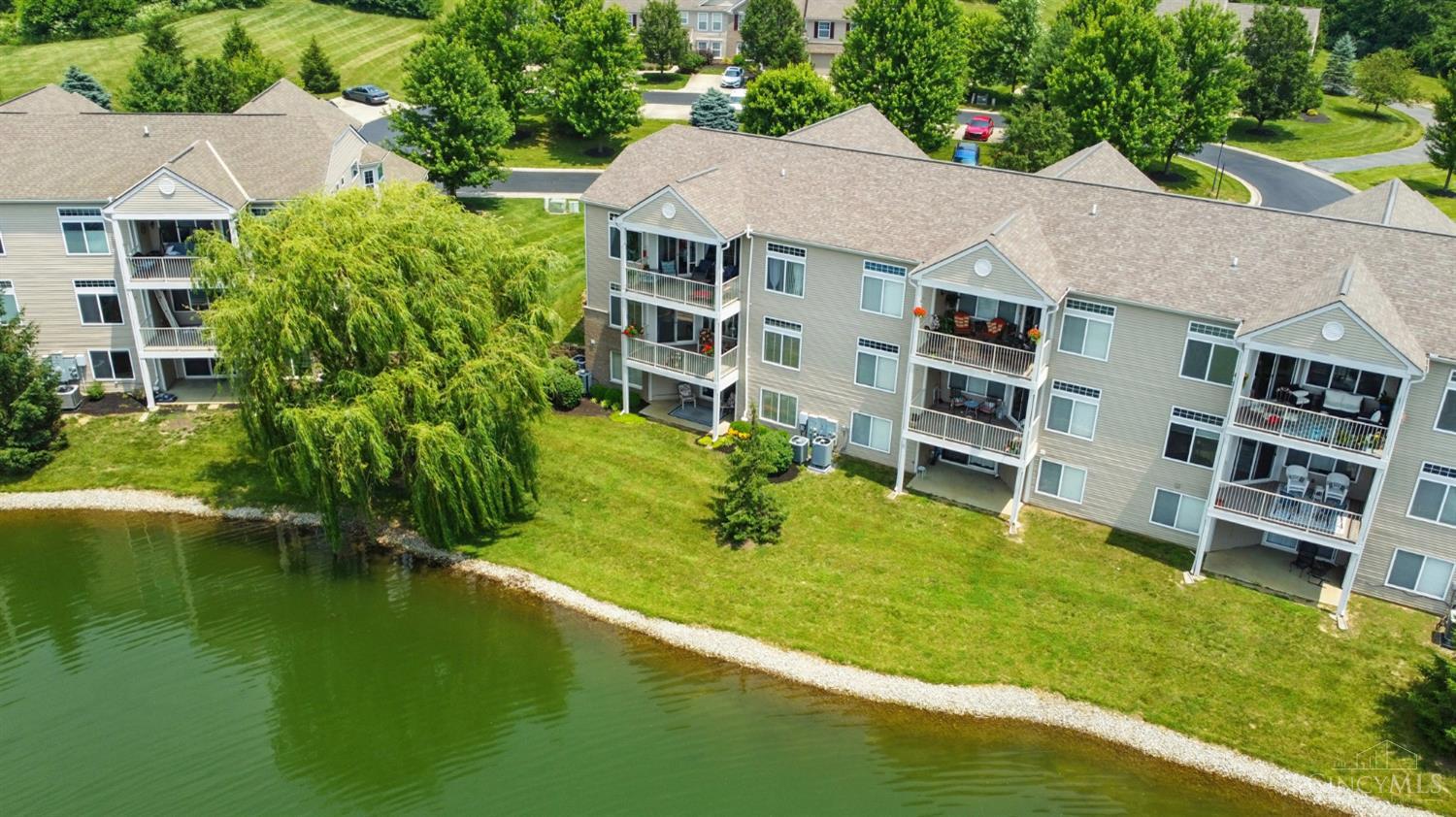 931 Heritage Green Drive