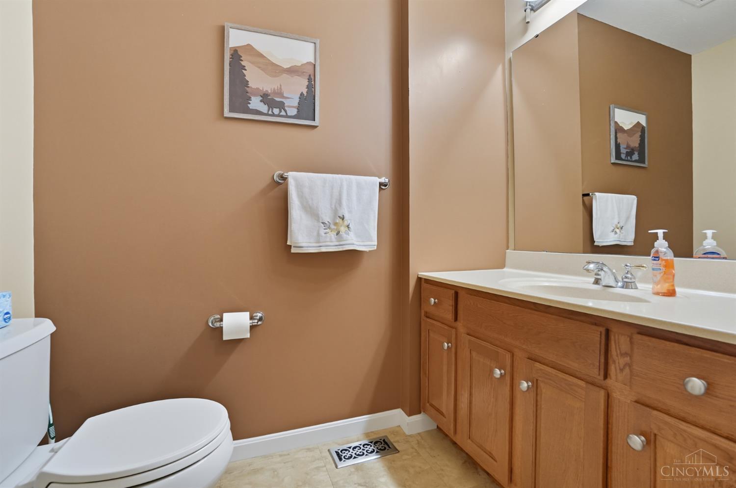 931 Heritage Green Drive