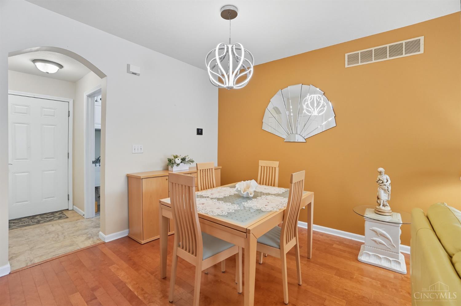 931 Heritage Green Drive