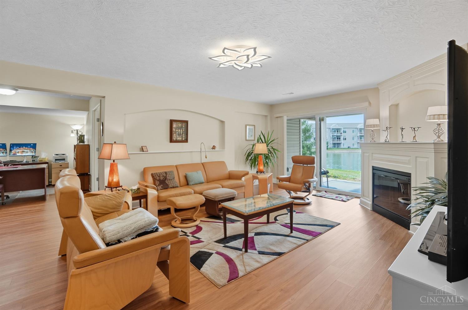 931 Heritage Green Drive