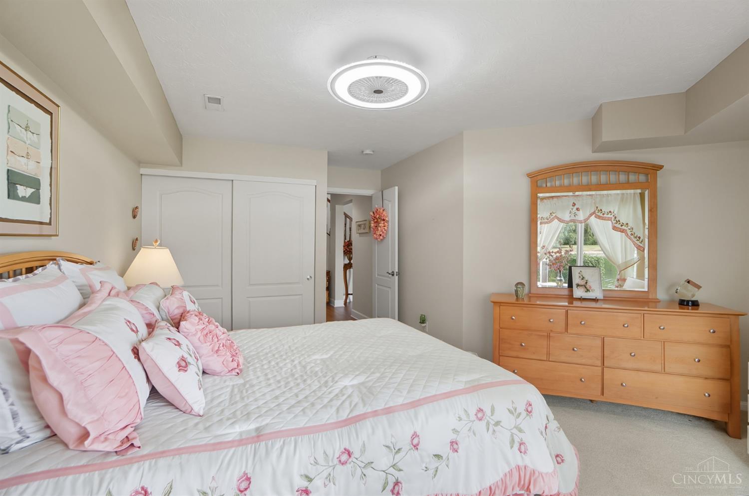 931 Heritage Green Drive