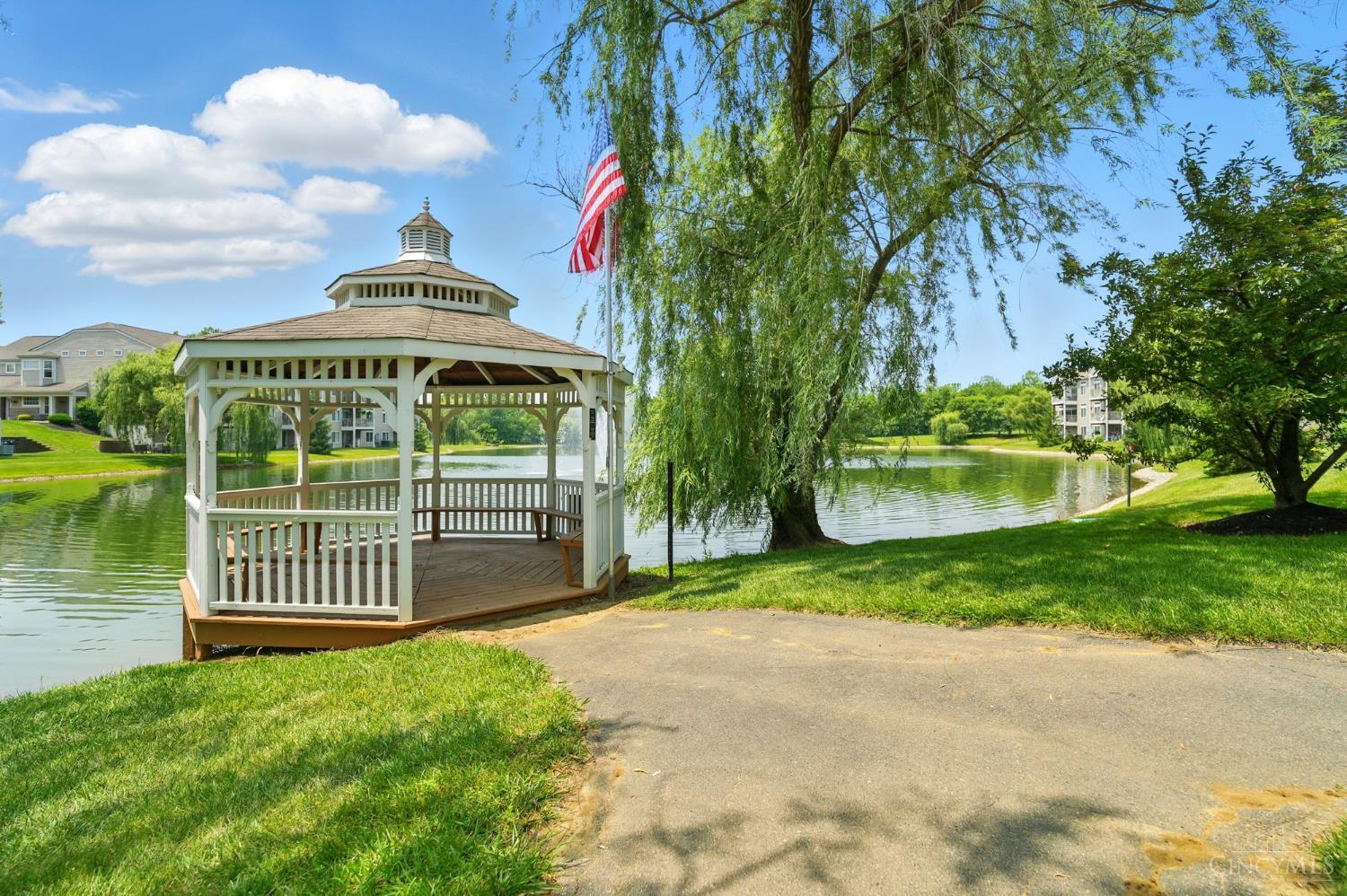 931 Heritage Green Drive