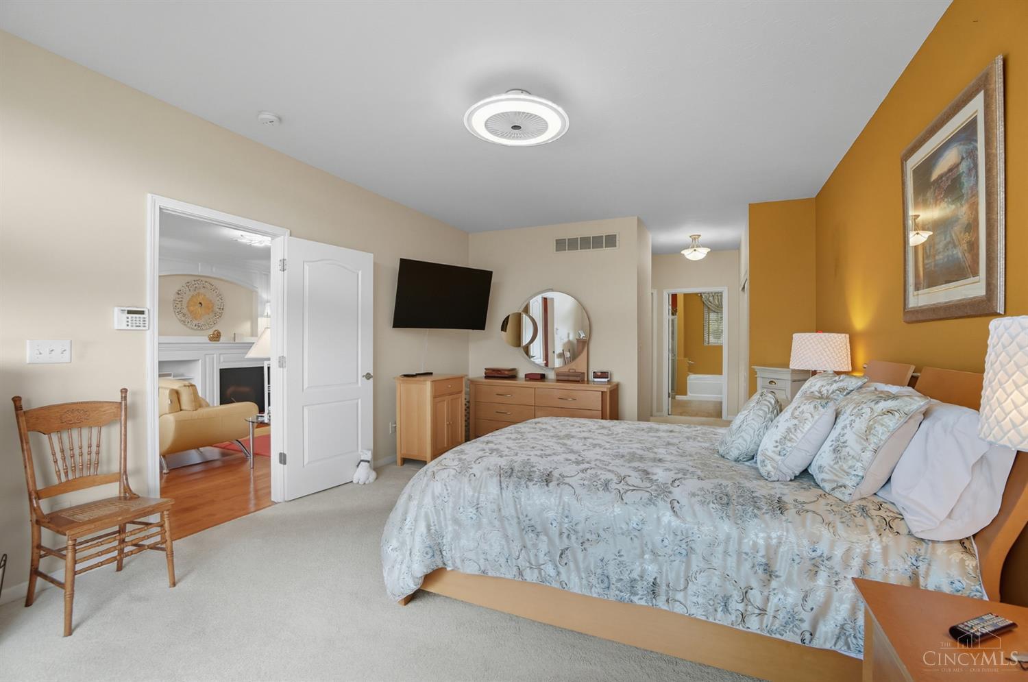 931 Heritage Green Drive