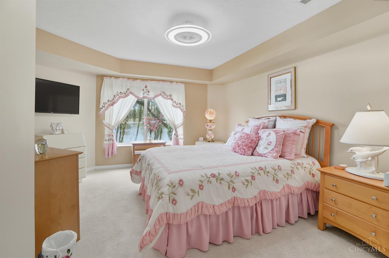 931 Heritage Green Drive