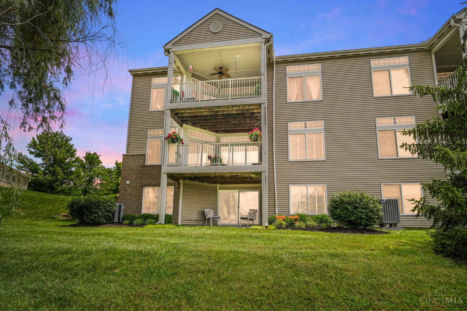 931 Heritage Green Drive