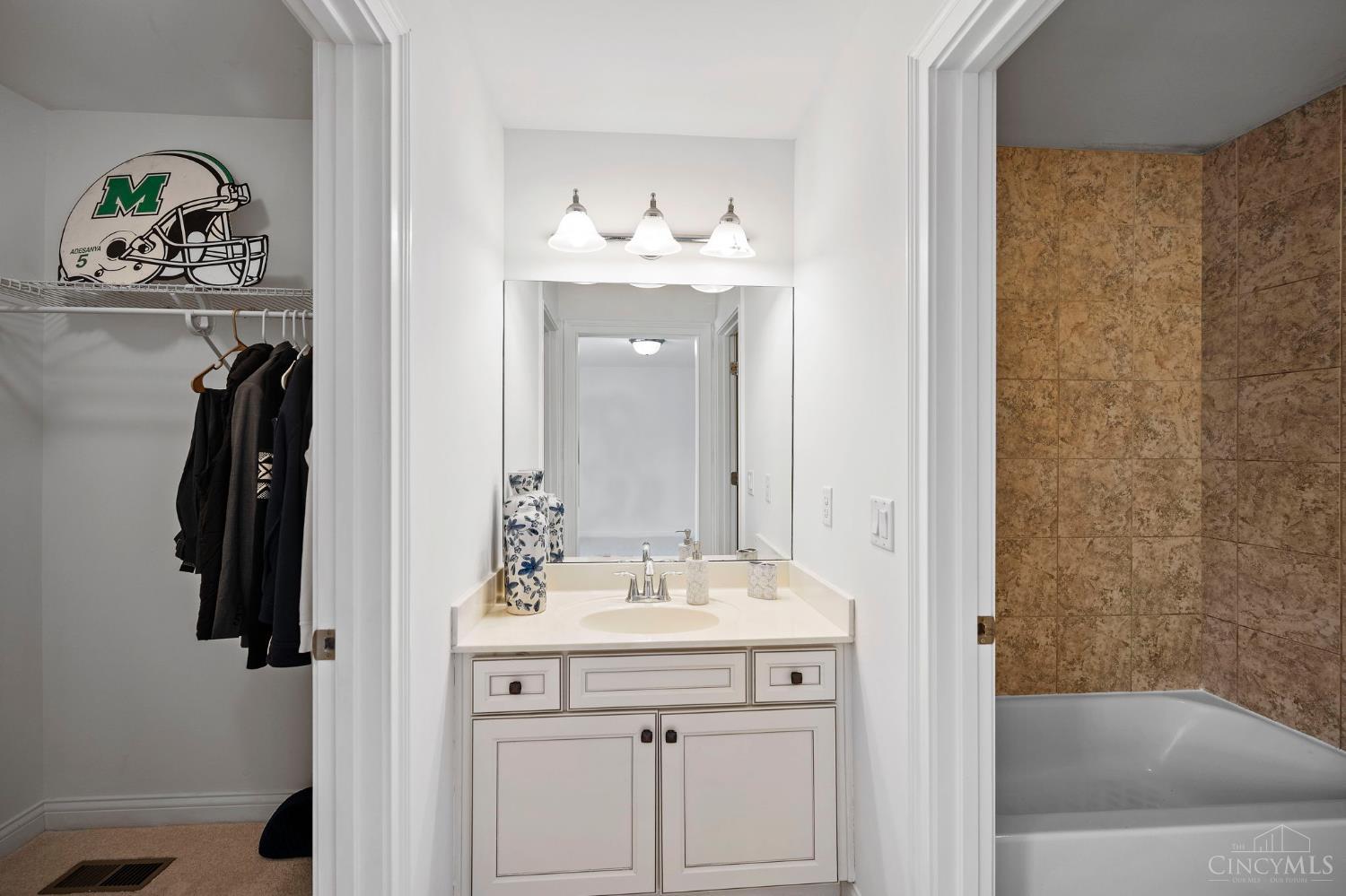 4738 Saddletop Ridge Lane