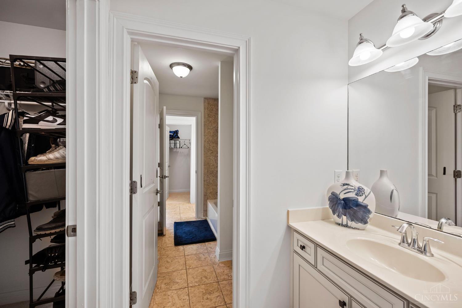 4738 Saddletop Ridge Lane