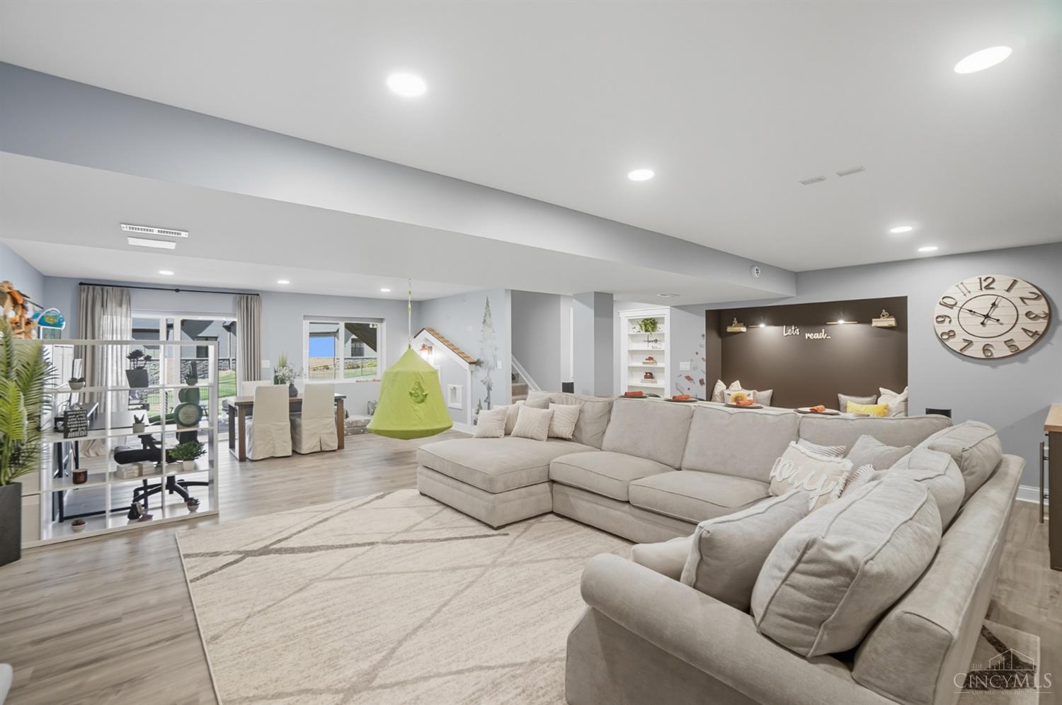 9907 Kensington Lane