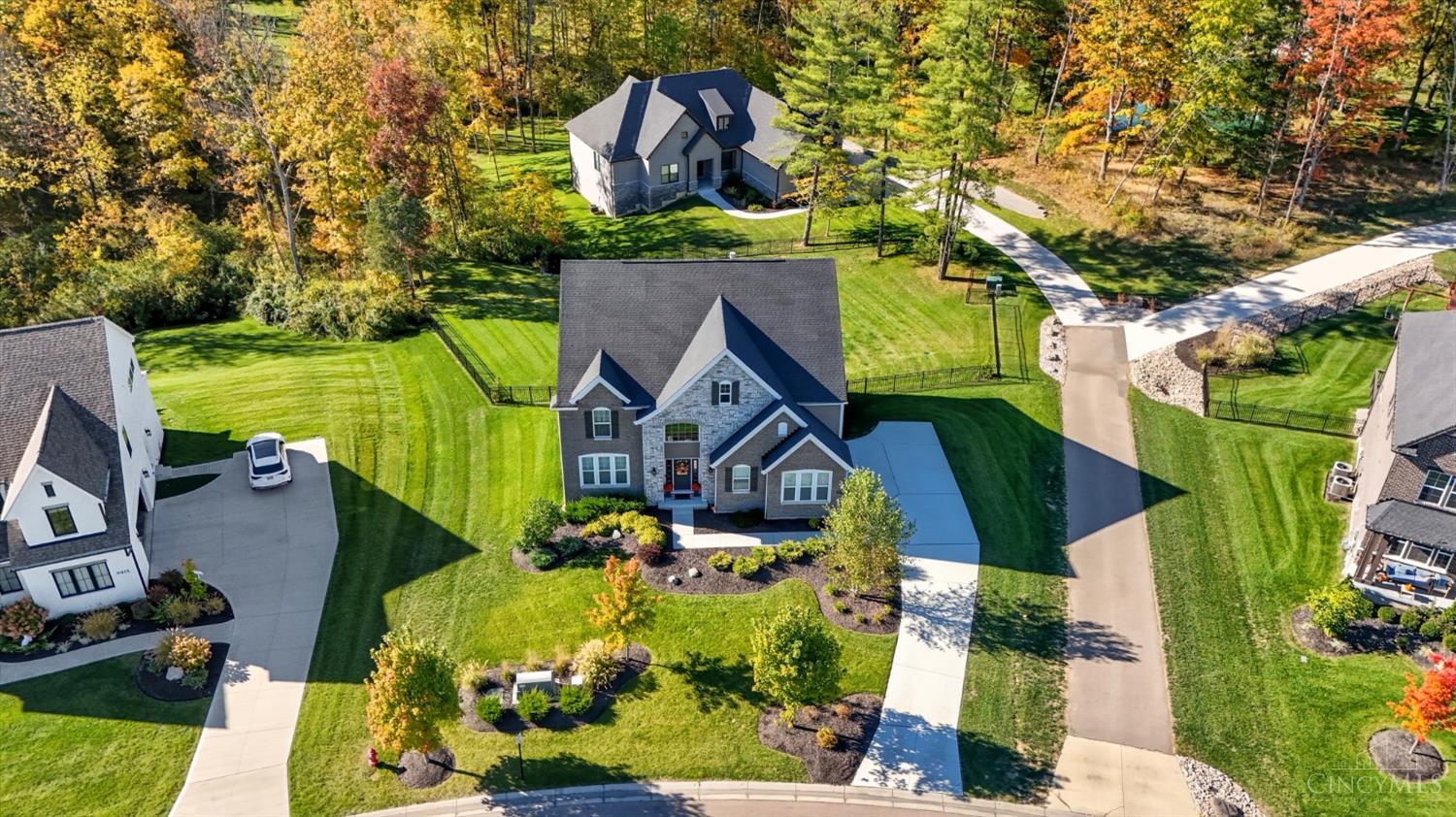 9907 Kensington Lane