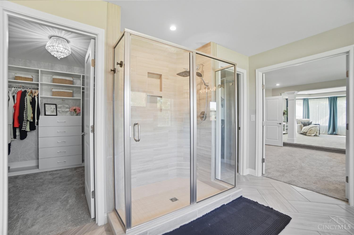 9907 Kensington Lane