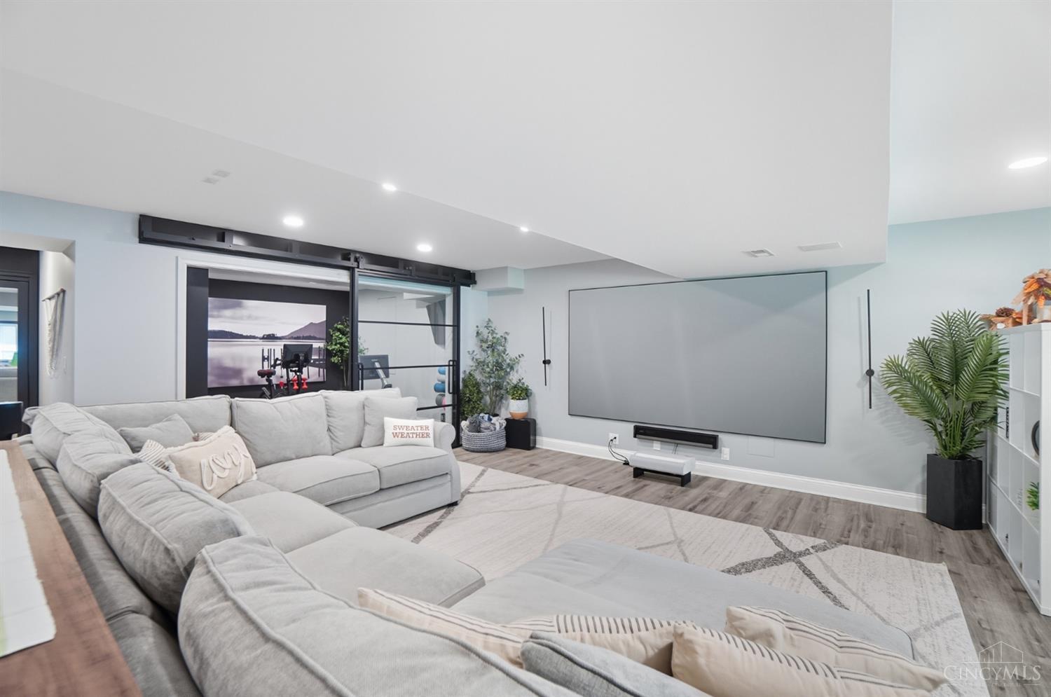 9907 Kensington Lane