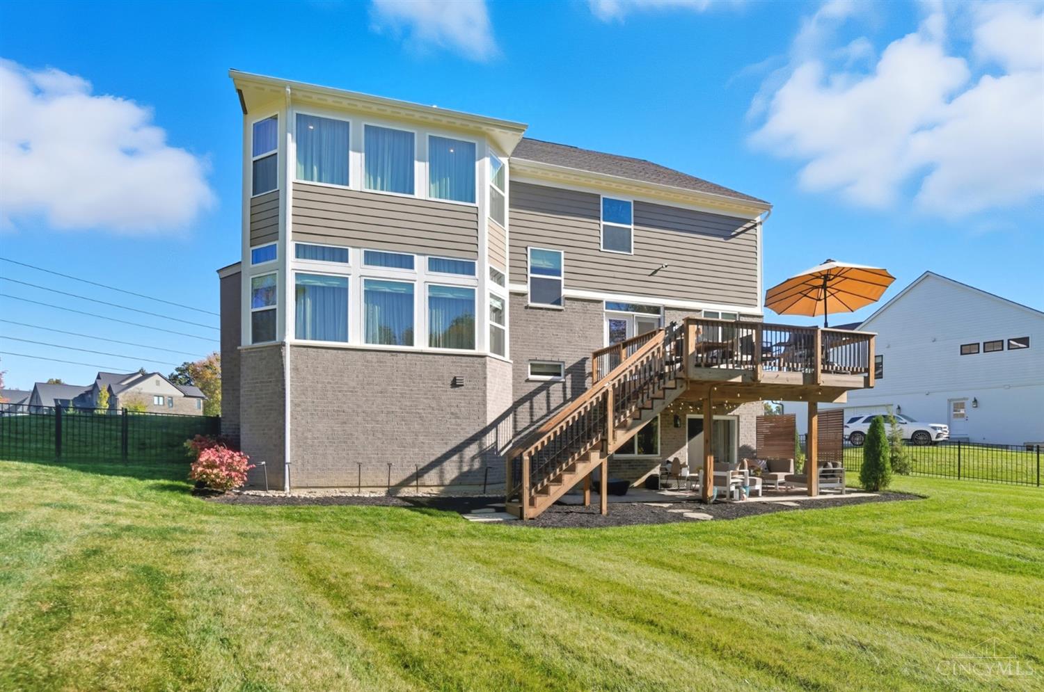 9907 Kensington Lane