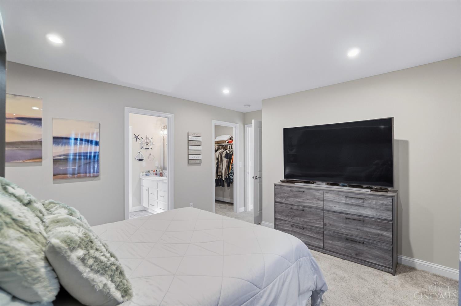 9907 Kensington Lane