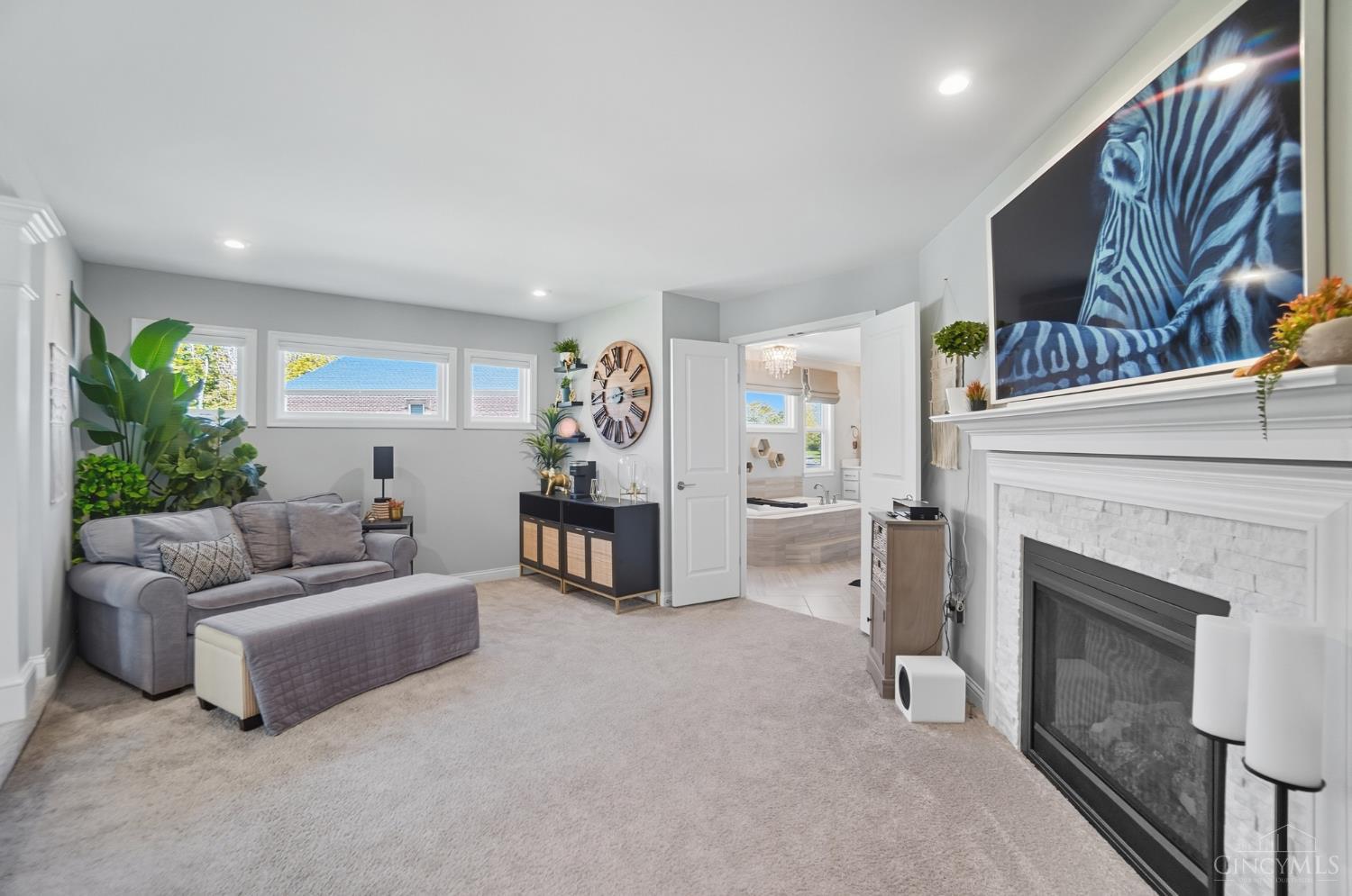 9907 Kensington Lane