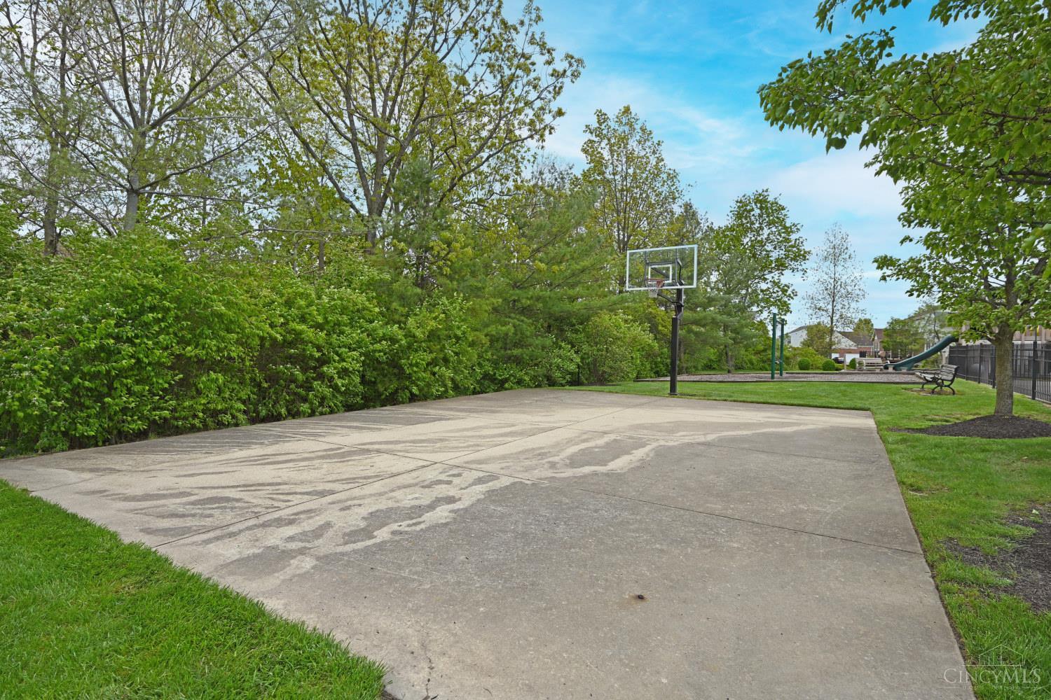 5581 Rosebrook Way
