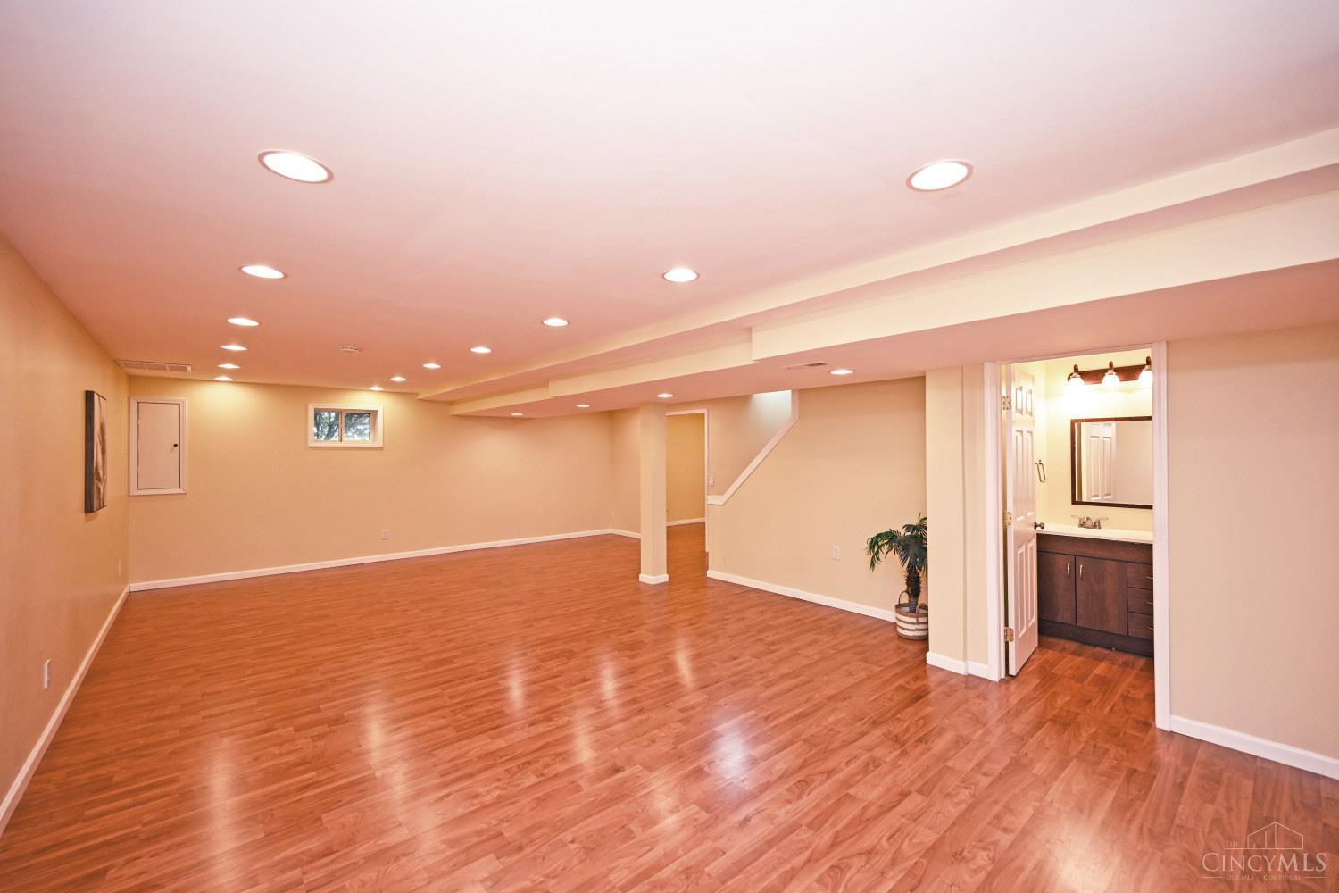 5581 Rosebrook Way