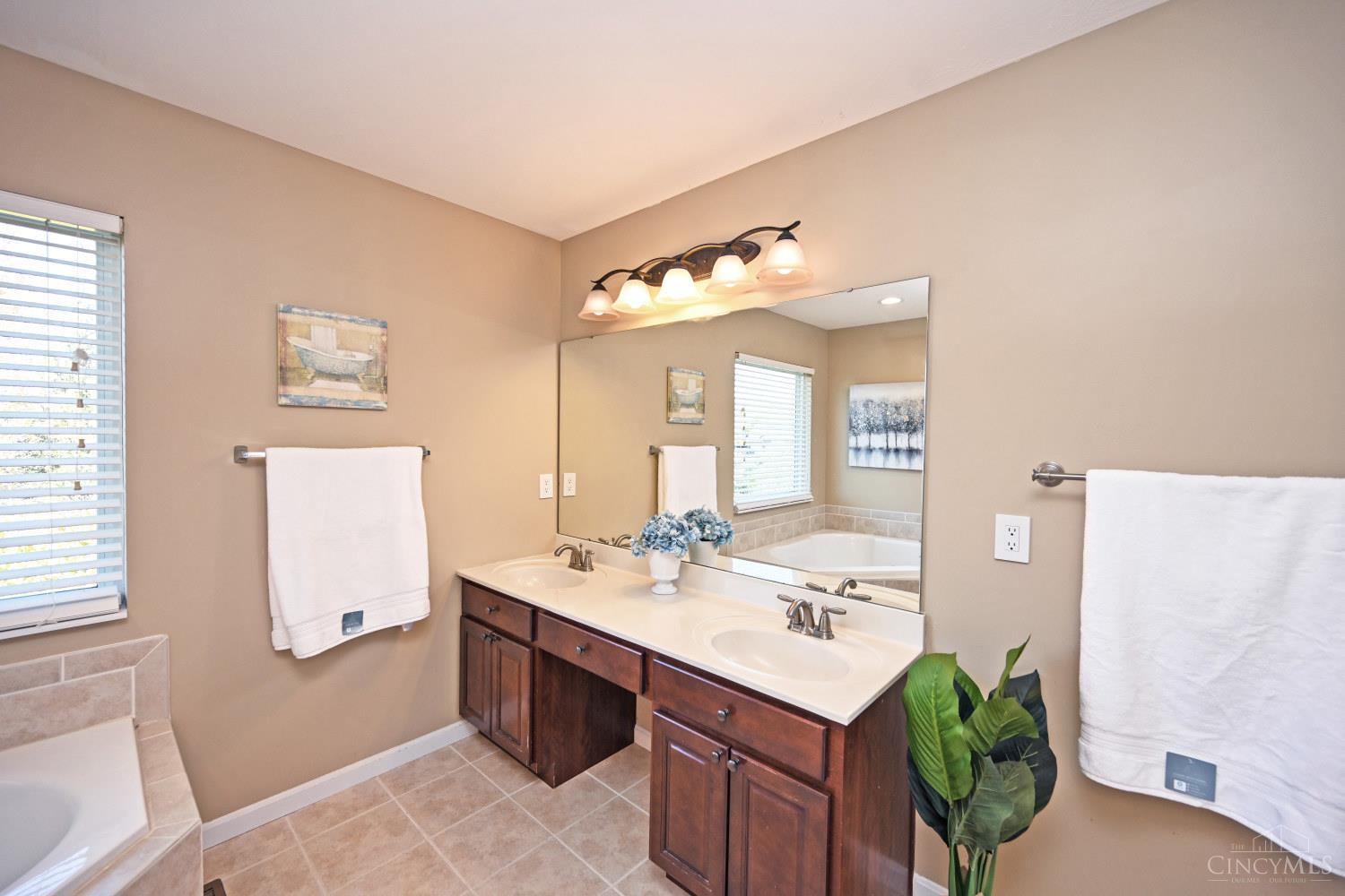 5581 Rosebrook Way