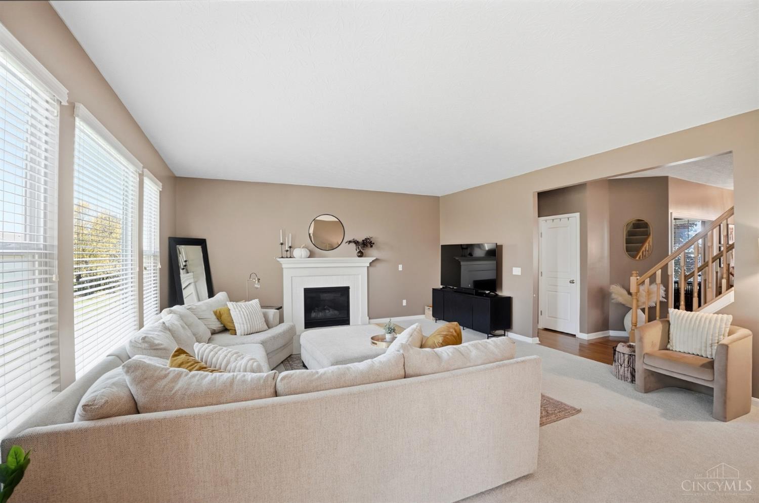 1492 Red Hawk Court