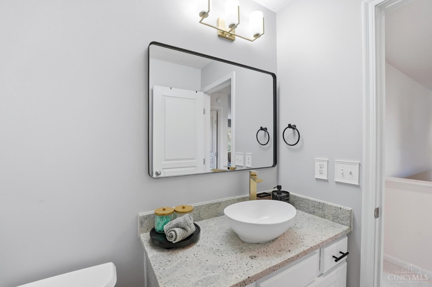 1492 Red Hawk Court
