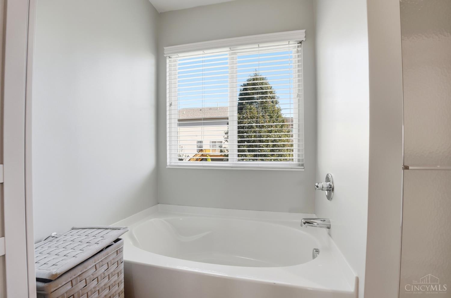 1492 Red Hawk Court