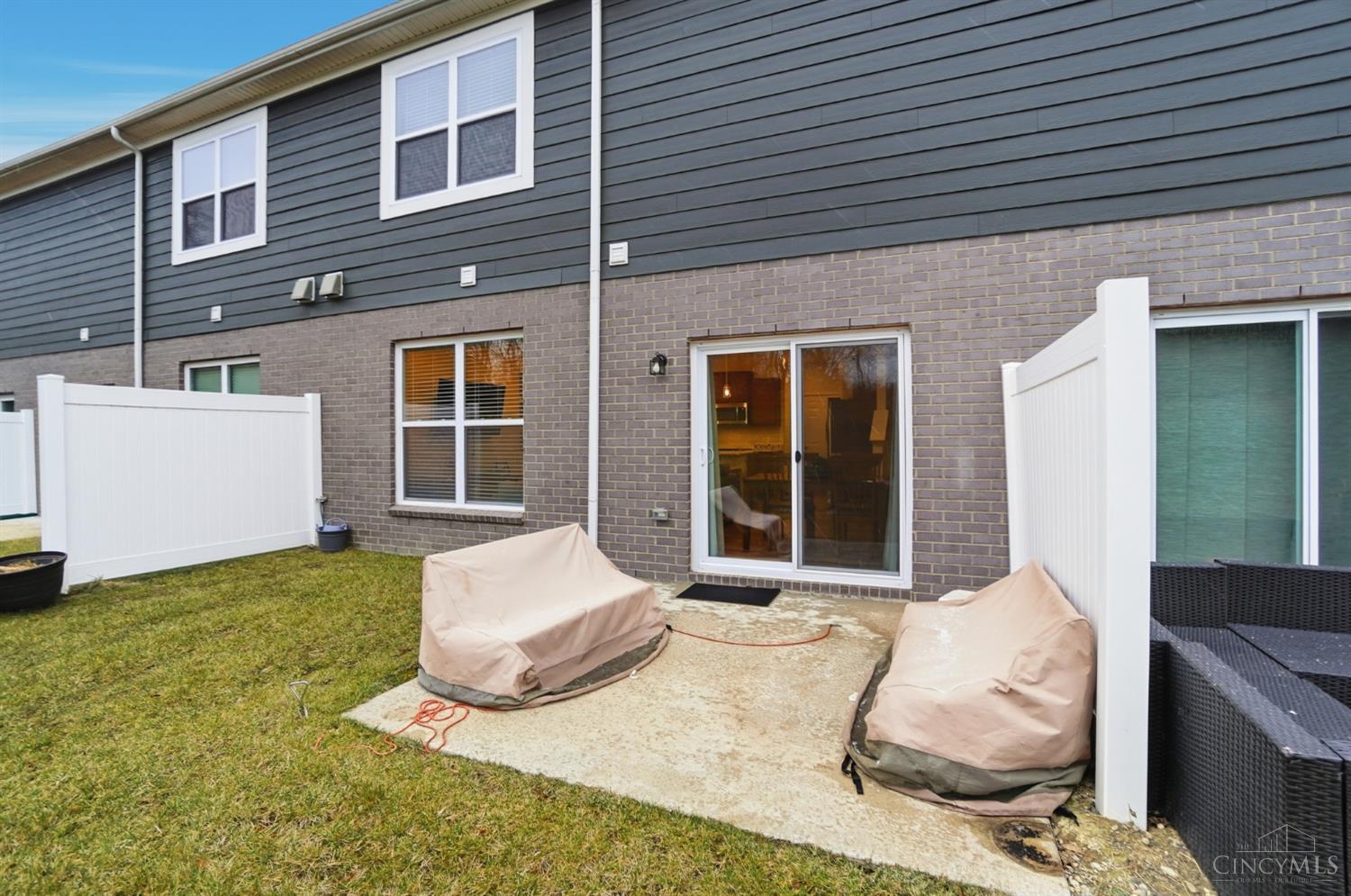 5592 Boulder Court