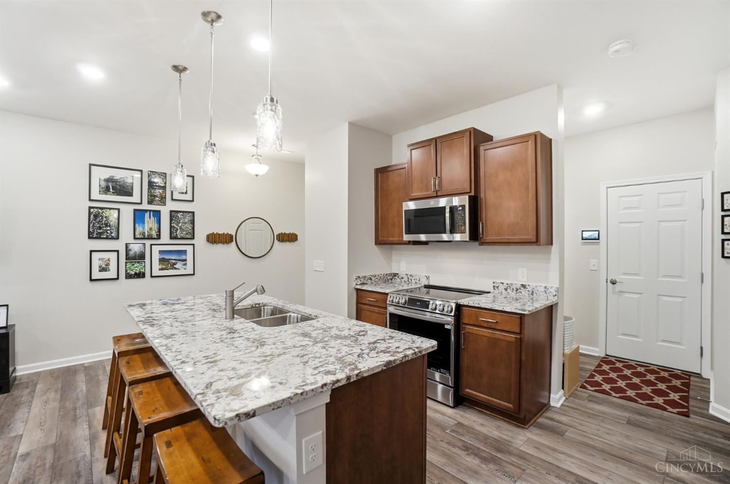 5592 Boulder Court