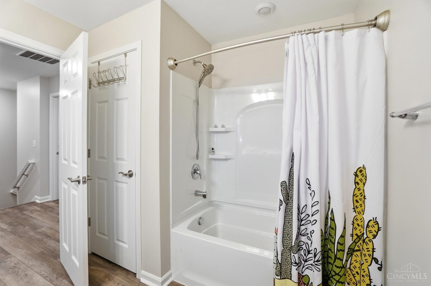 5592 Boulder Court