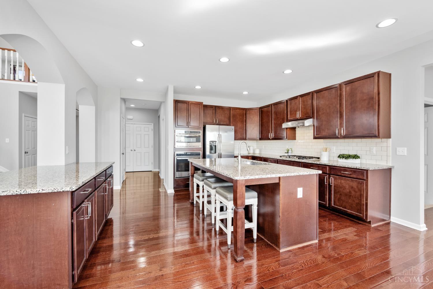 6943 Roberts Park Drive