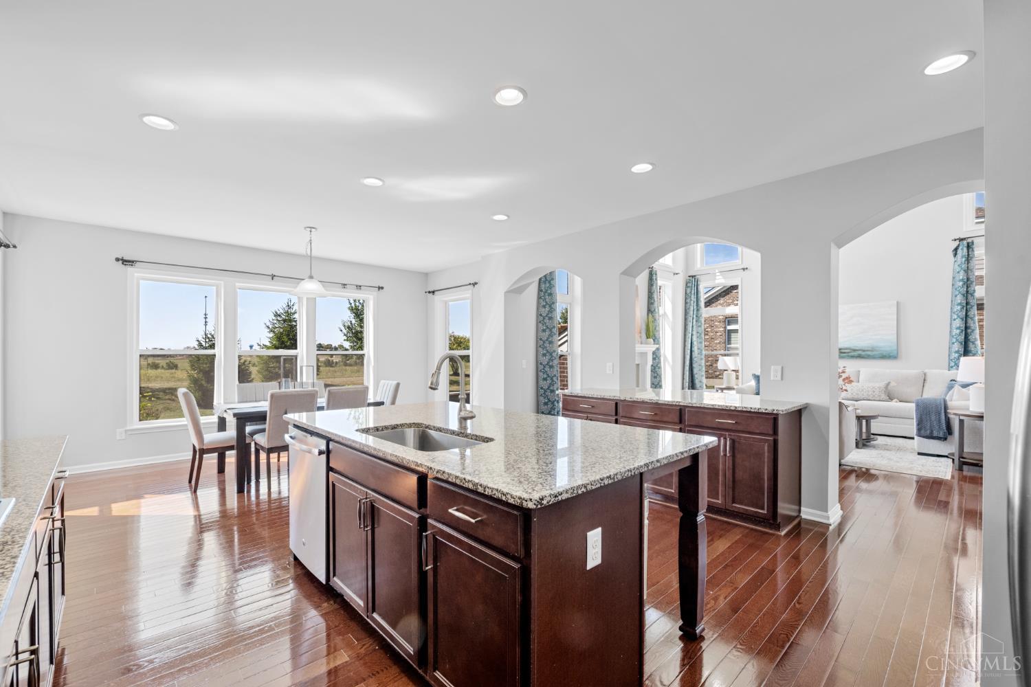 6943 Roberts Park Drive