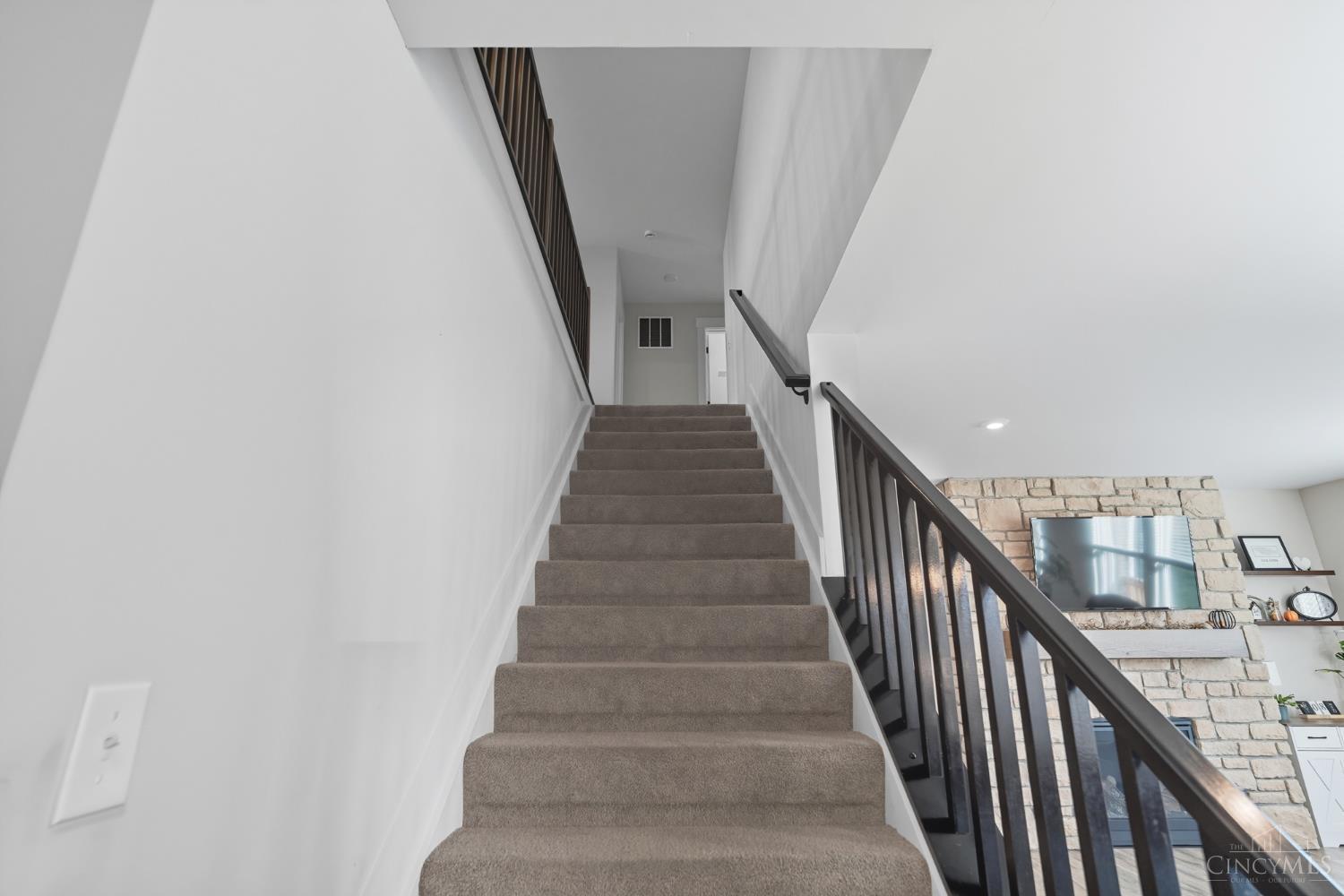 6935 Gaspar Trail