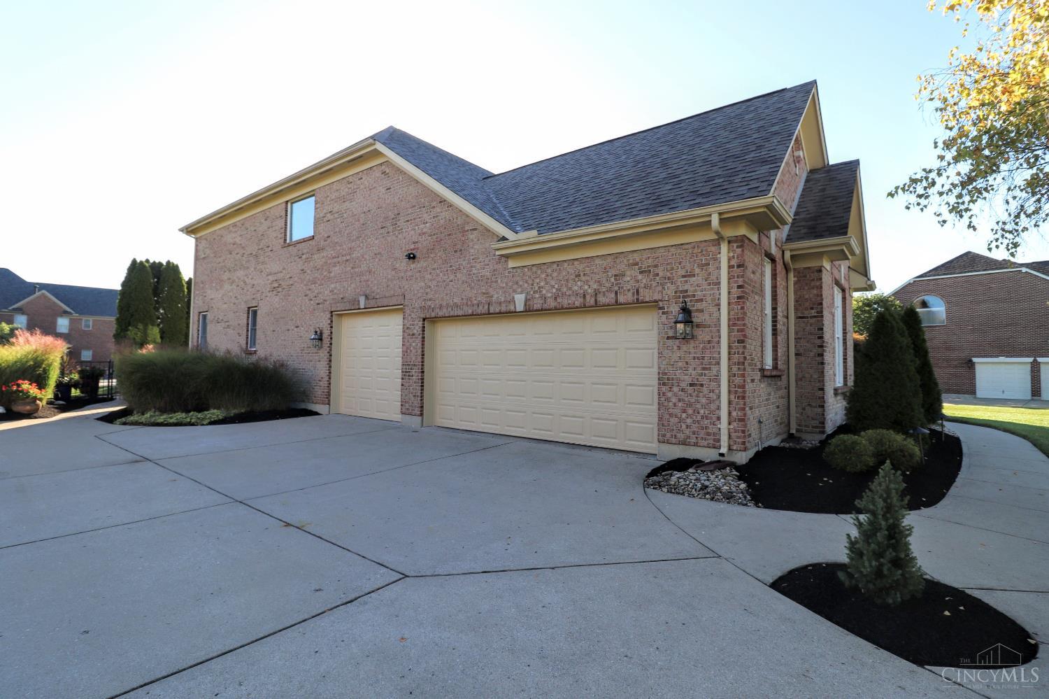 4046 Westridge Drive