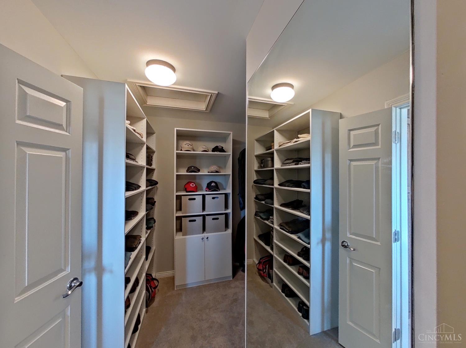 4046 Westridge Drive