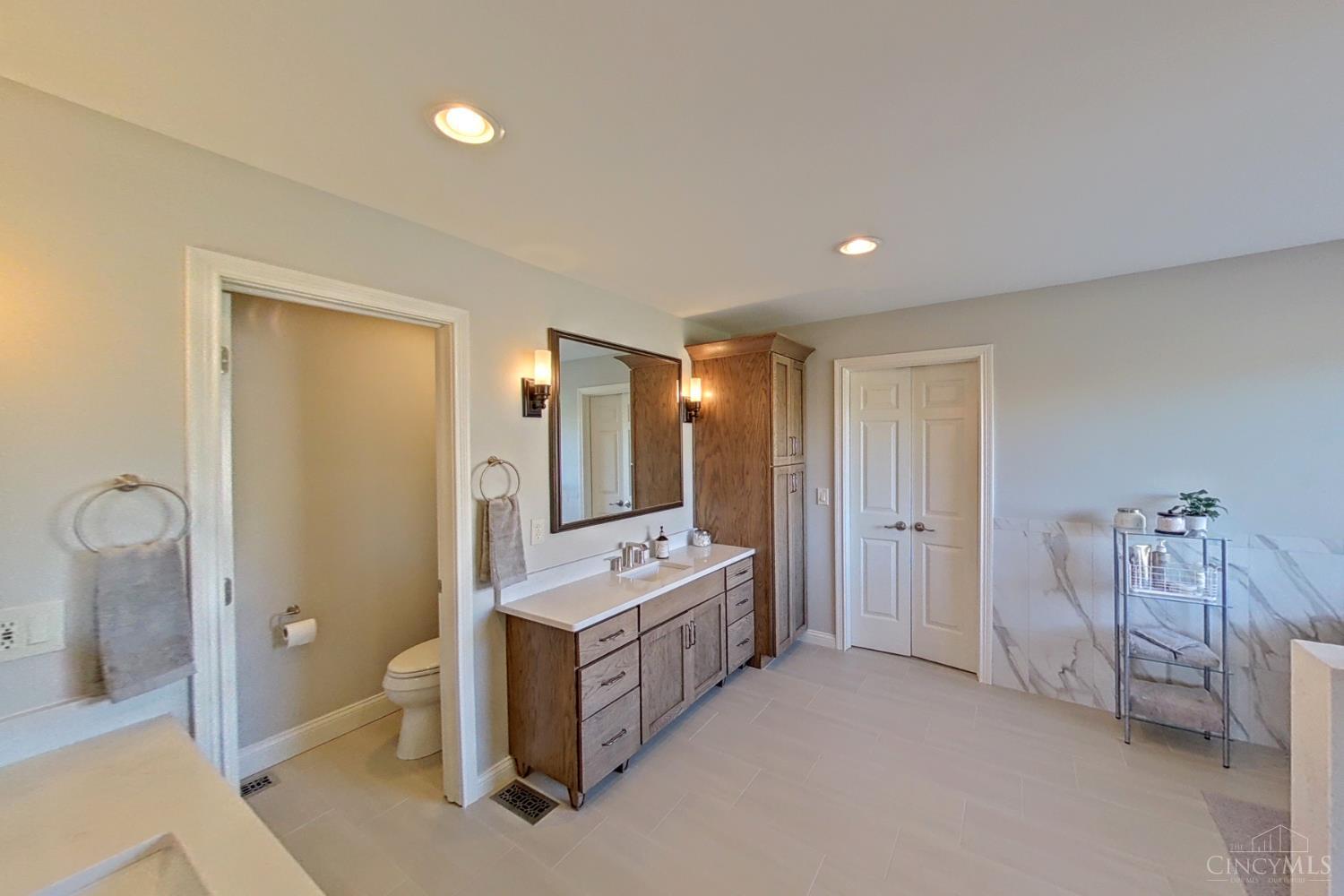 4046 Westridge Drive