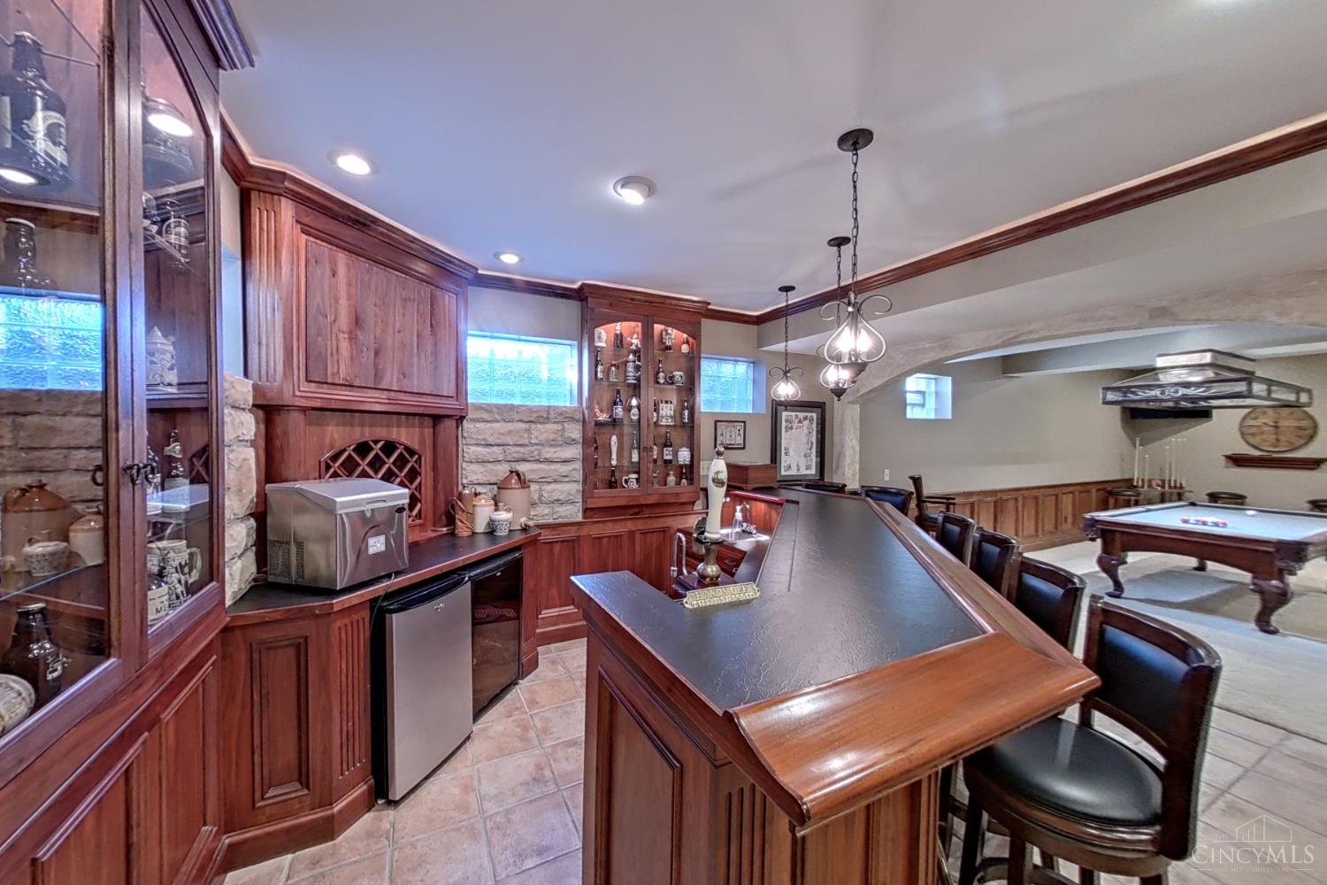 4046 Westridge Drive