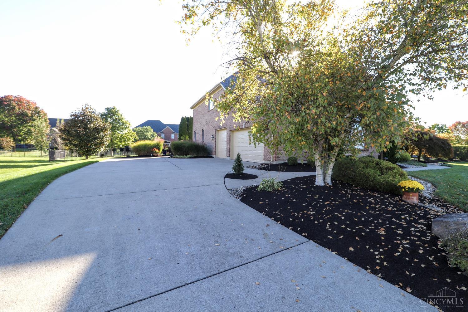 4046 Westridge Drive