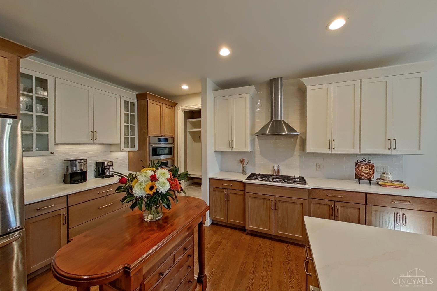 4046 Westridge Drive