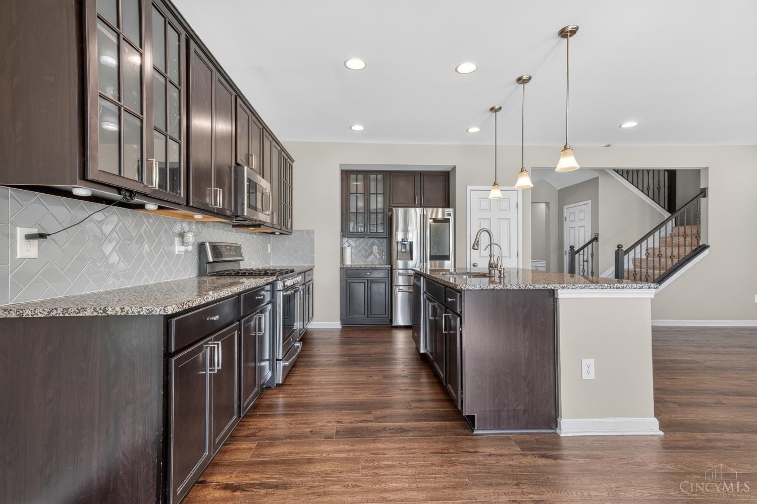 3866 Silver Queen Court
